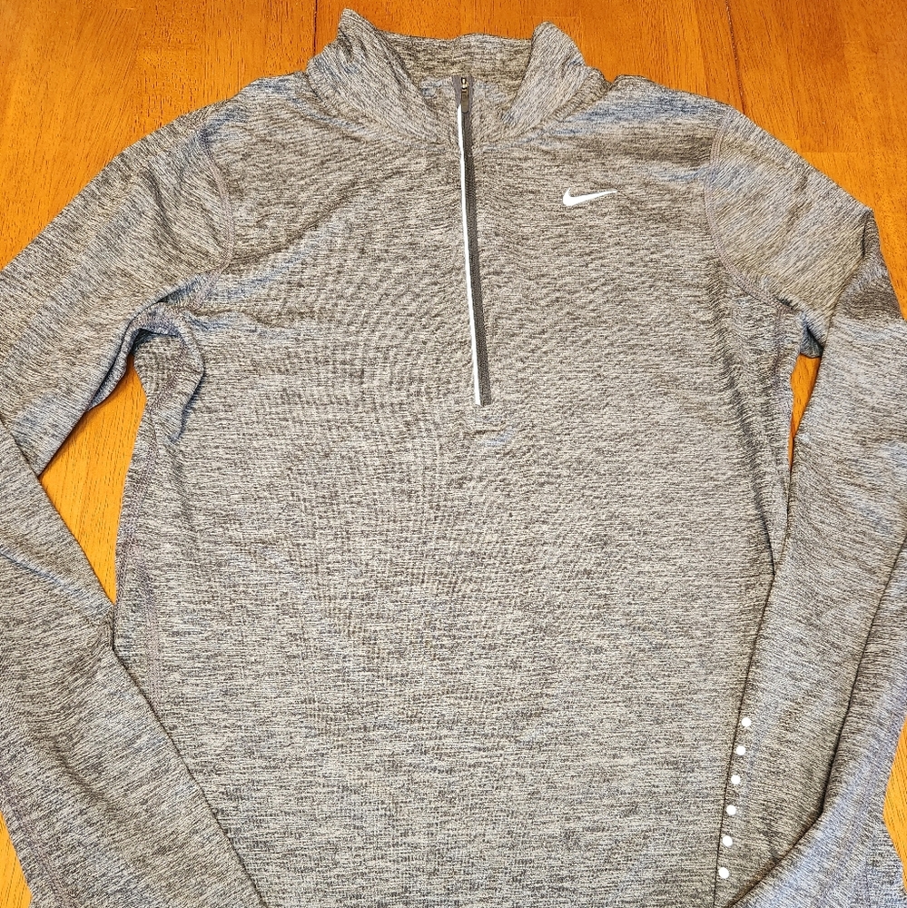 Nike Women's DriFit Running Long Sleeve Shirt.